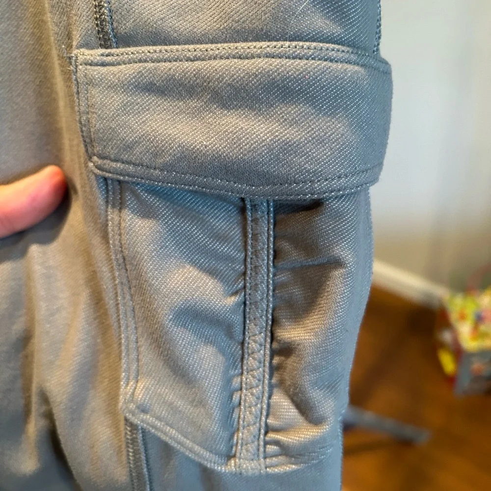 Lululemon Scenic Route Leggings in EUC - Picture 9 of 16
